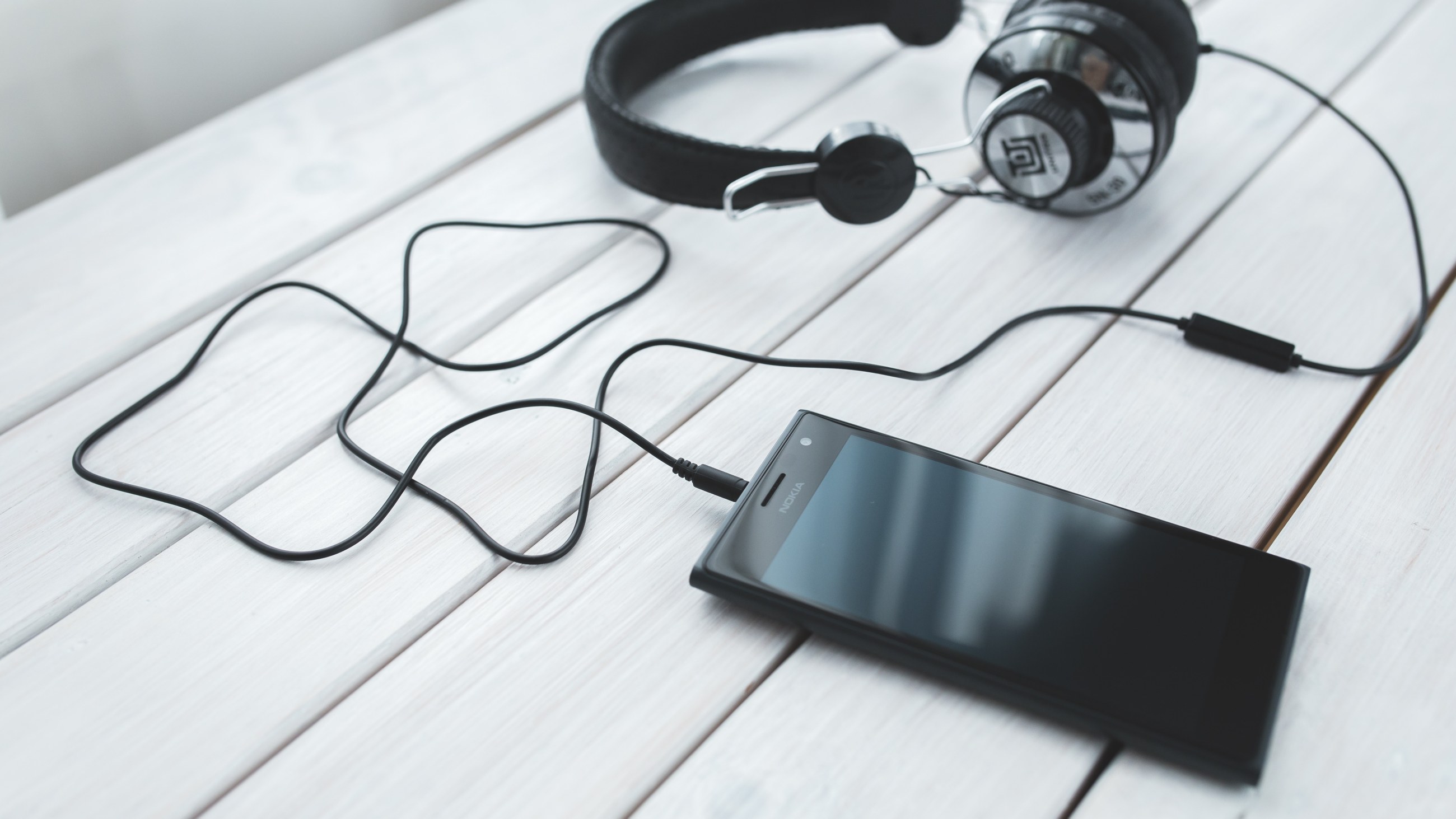 "Made With AI": Apple Music maakt het label voor machinale herkomst verplicht voor labels
