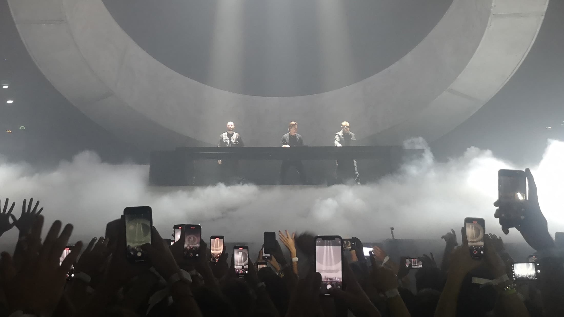 Swedish House Mafia veröffentlichen Musikvideo: eine Nacht, zwei Dutzend Kameras
