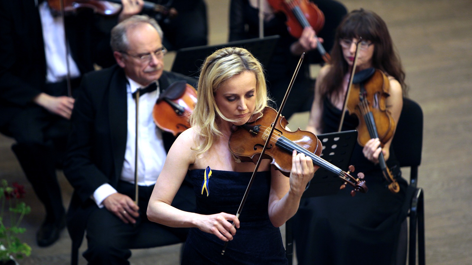 World premieres that had never been put on record: a Ukrainian violinist releases her third album on Naxos